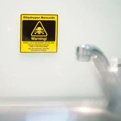 getDigital Aufkleber Dihydrogenmonoxid Clearance