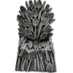 Gift Republic Egg of Thrones Eierbecher Online