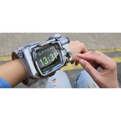 The Wand Company Fallout Pip Boy 3000 MK V - Funktionsfähiges 1:1 Replikat aus der TV-Serie Discount