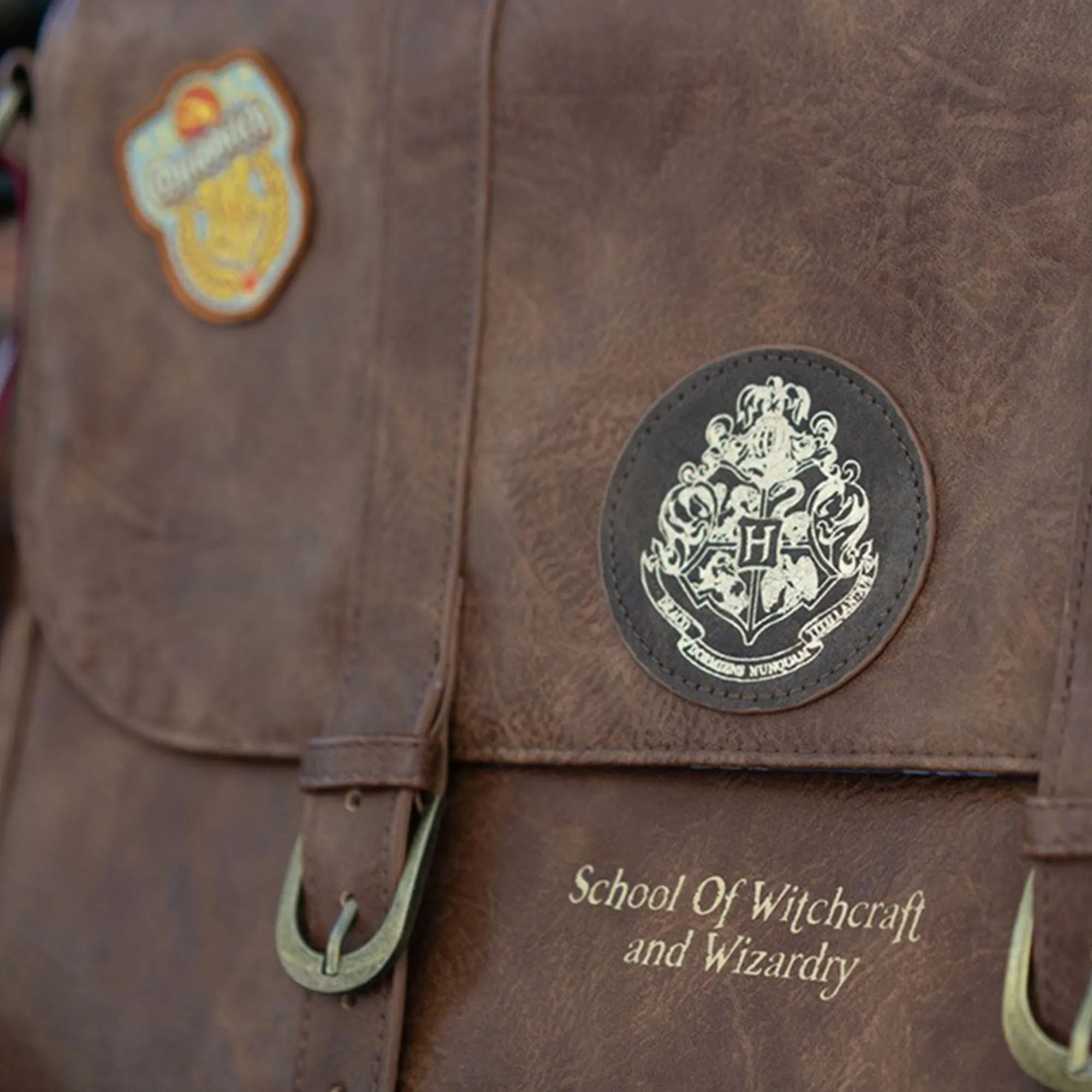 ABYStyle Harry Potter Hogwarts Umhängetasche