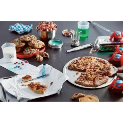 Titan Books Ltd Marvel Avengers Campus – The Official Cookbook New