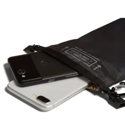 TOCA No Signal Sleeve RFID Schutzhülle Clearance