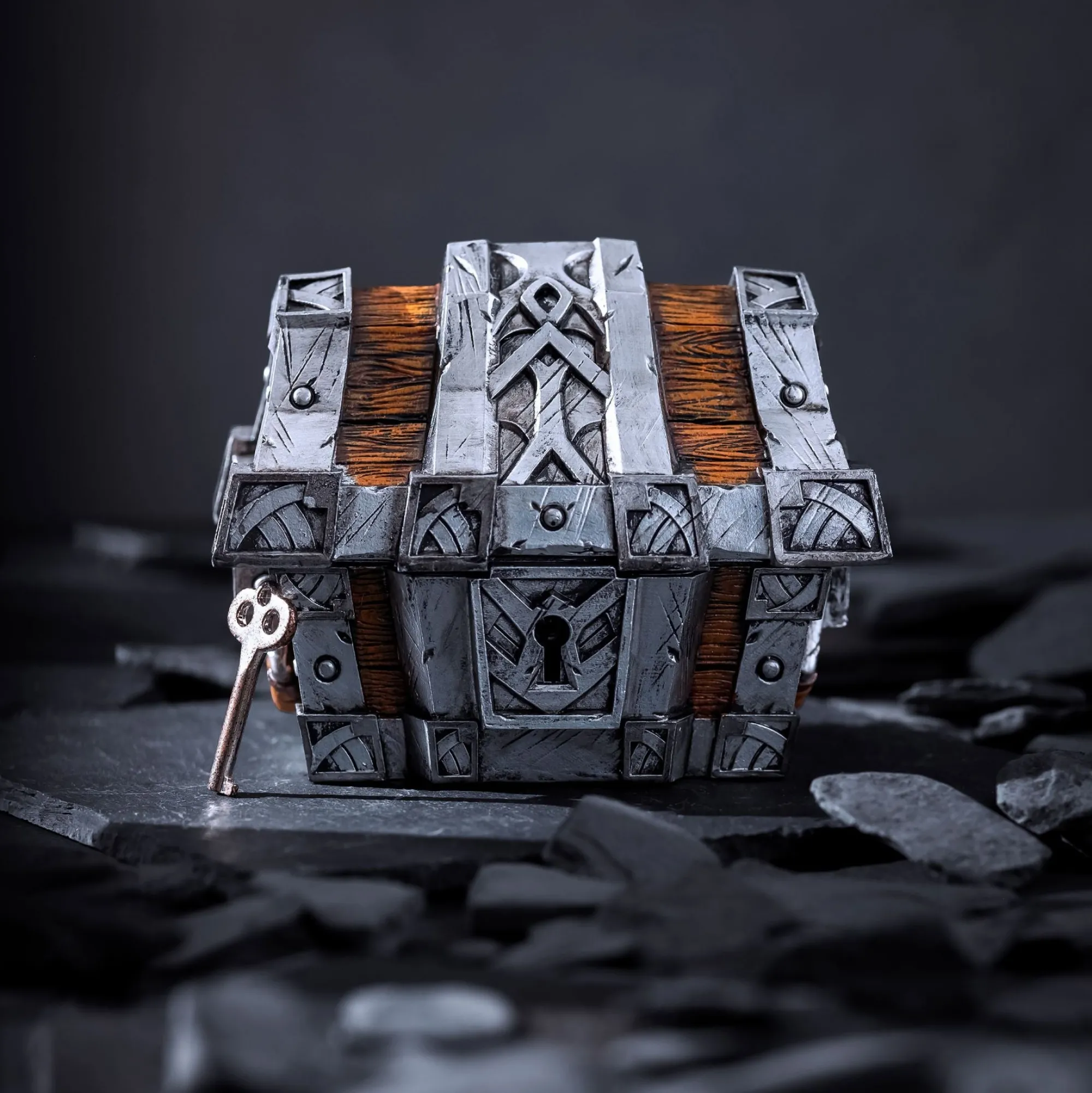 Nemesis Now World of Warcraft Schatzkiste mini Replica Aufbewahrungsbox mit Schlüssel Clearance