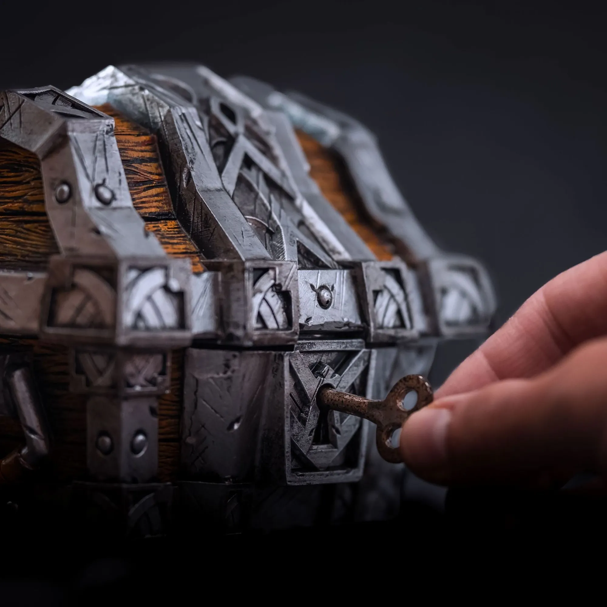 Nemesis Now World of Warcraft Schatzkiste mini Replica Aufbewahrungsbox mit Schlüssel Clearance